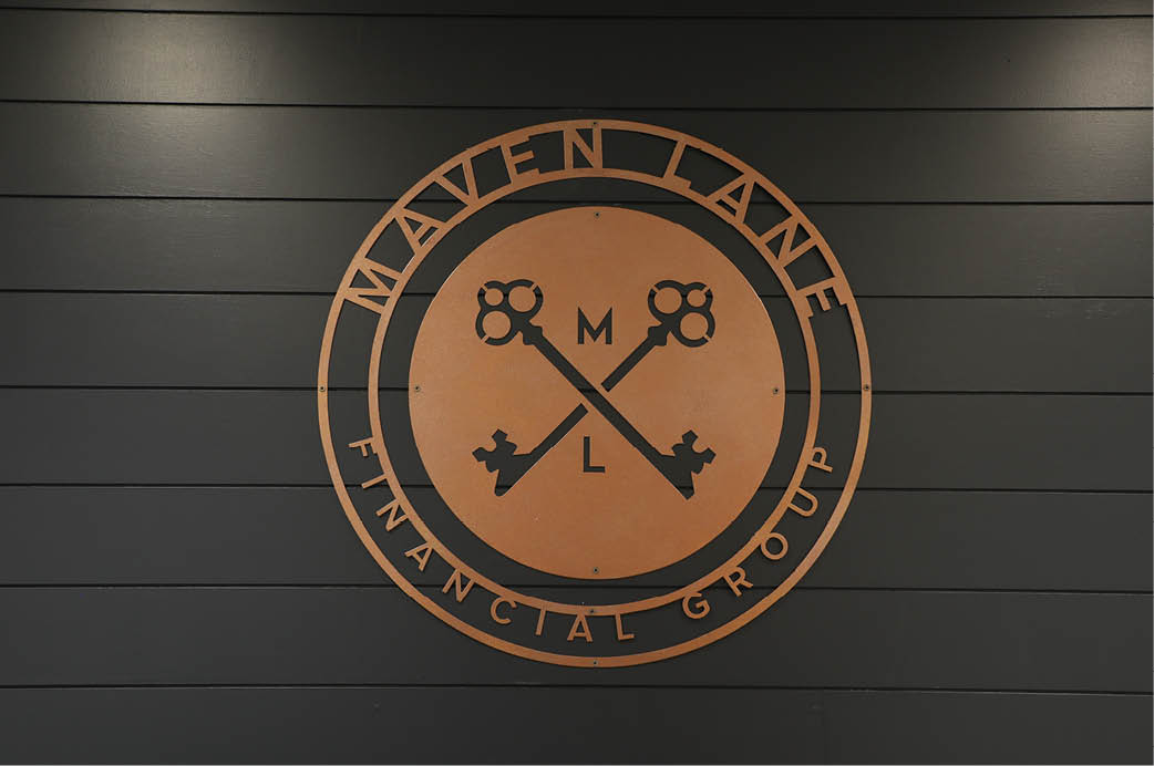 Maven Lane Building Logo